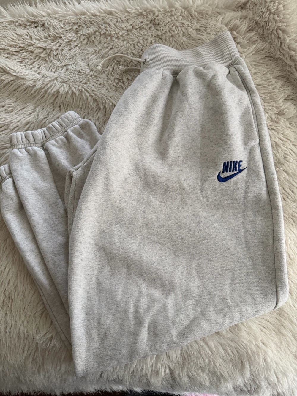 Nike Women’s Heather Gray Sweatpants high waist with Blue Logo Accent-M
